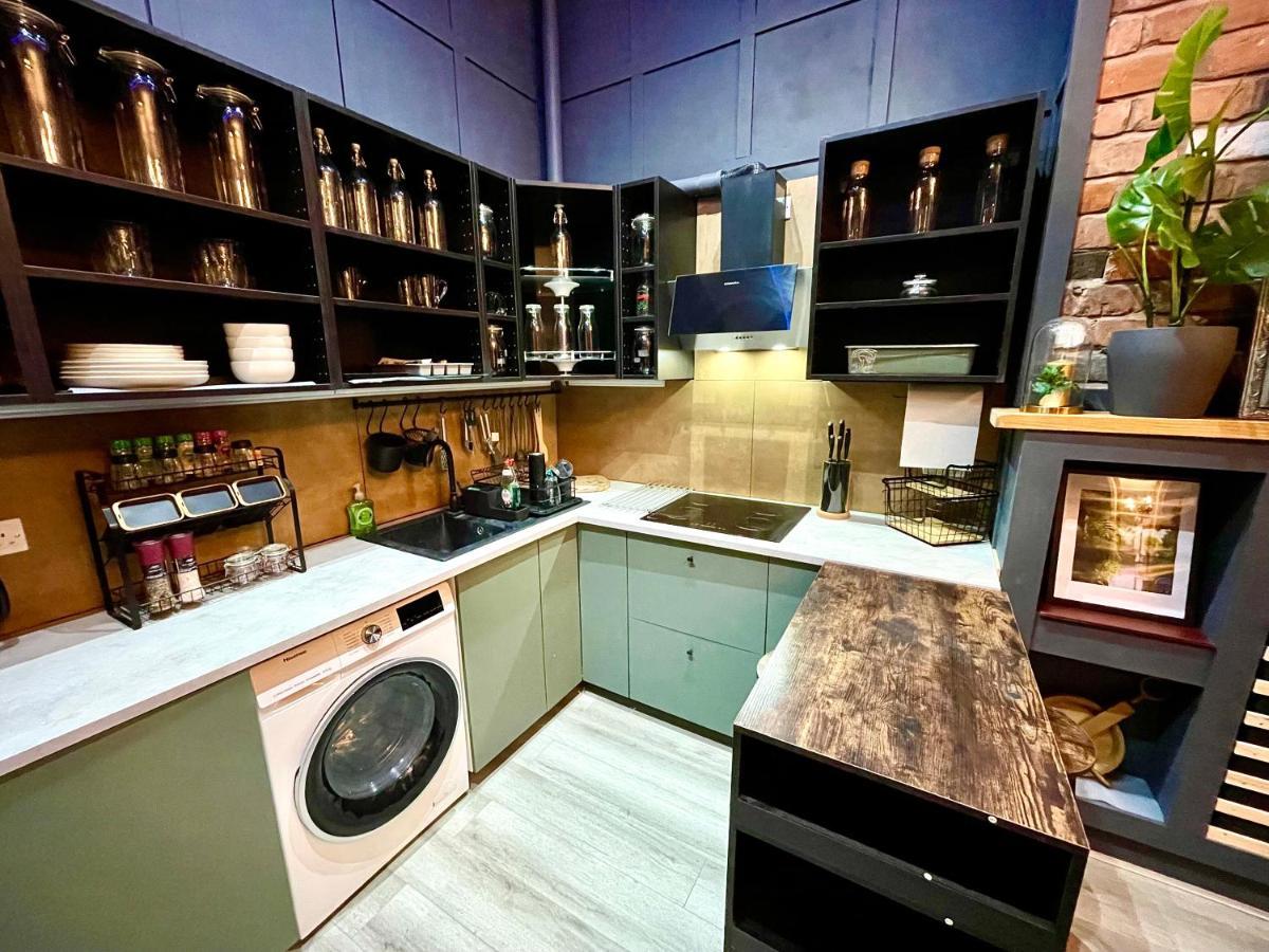 Adeamstays Provides Beautiful Centrally Located 1 And 2 Bed On Liverpools Boulevard Apartamento Liverpool