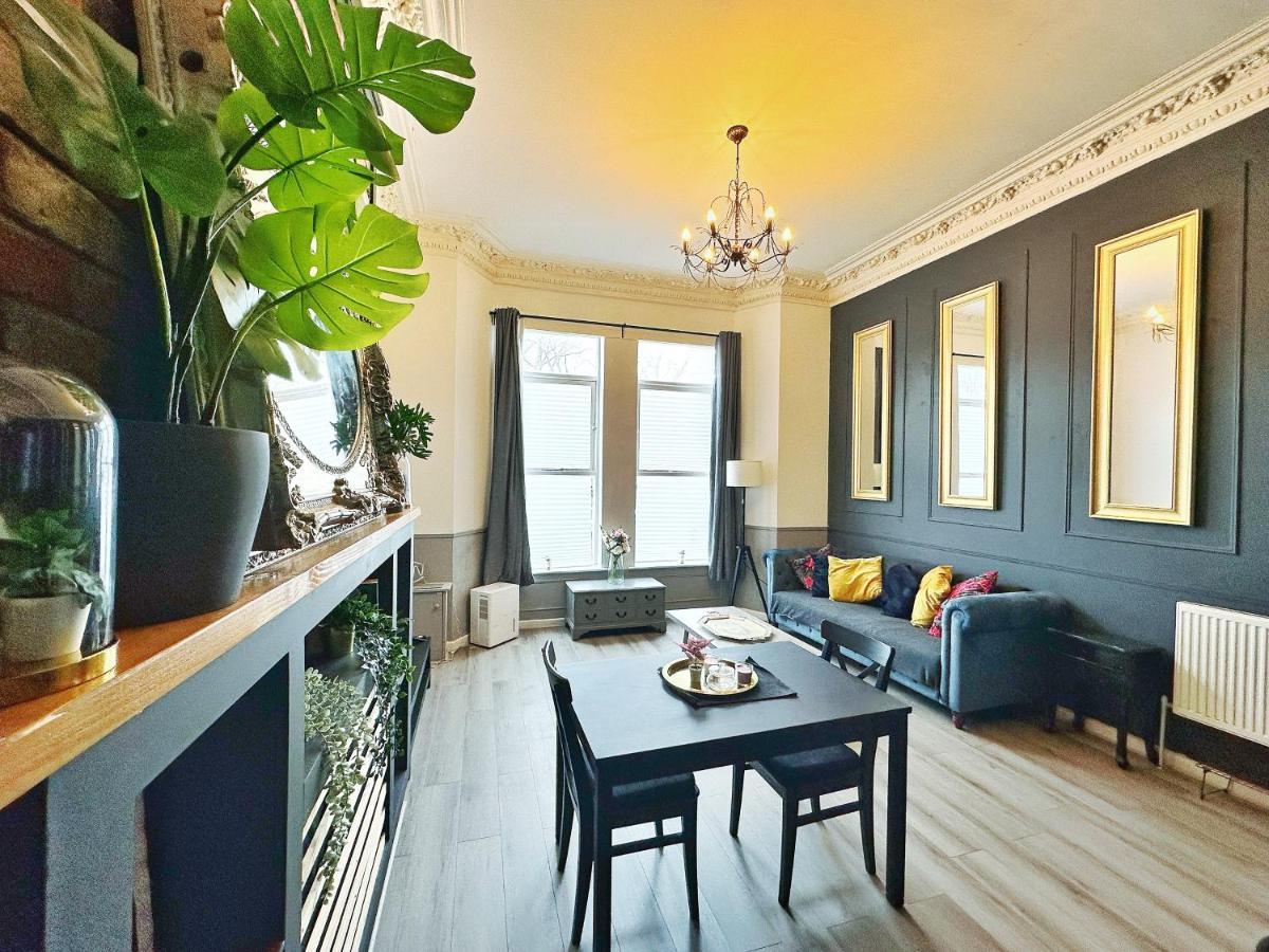 Adeamstays Provides Beautiful Centrally Located 1 And 2 Bed On Liverpools Boulevard Apartamento Liverpool