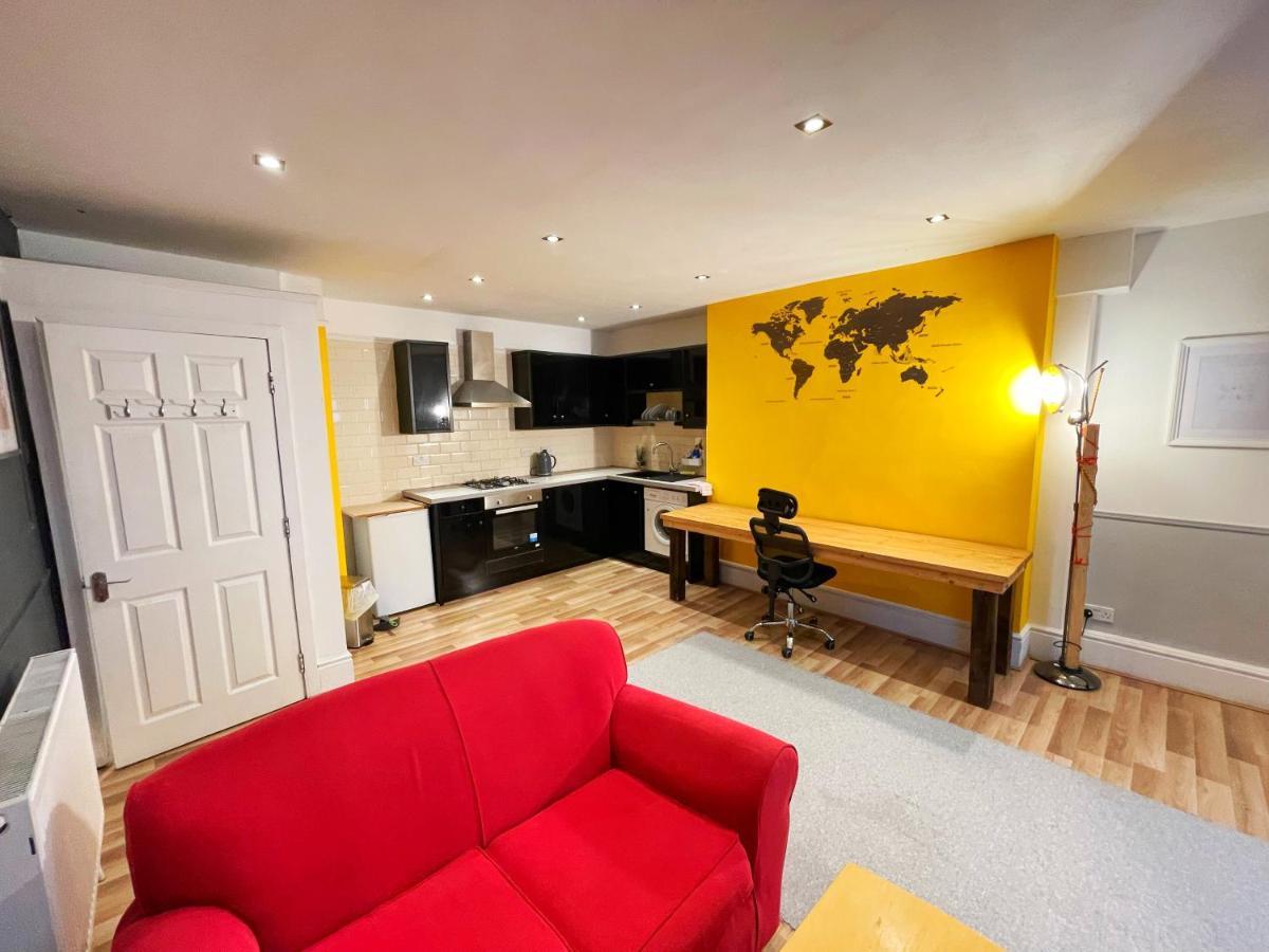 Apartamento Adeamstays Provides Beautiful Centrally Located 1 And 2 Bed On Liverpools Boulevard *