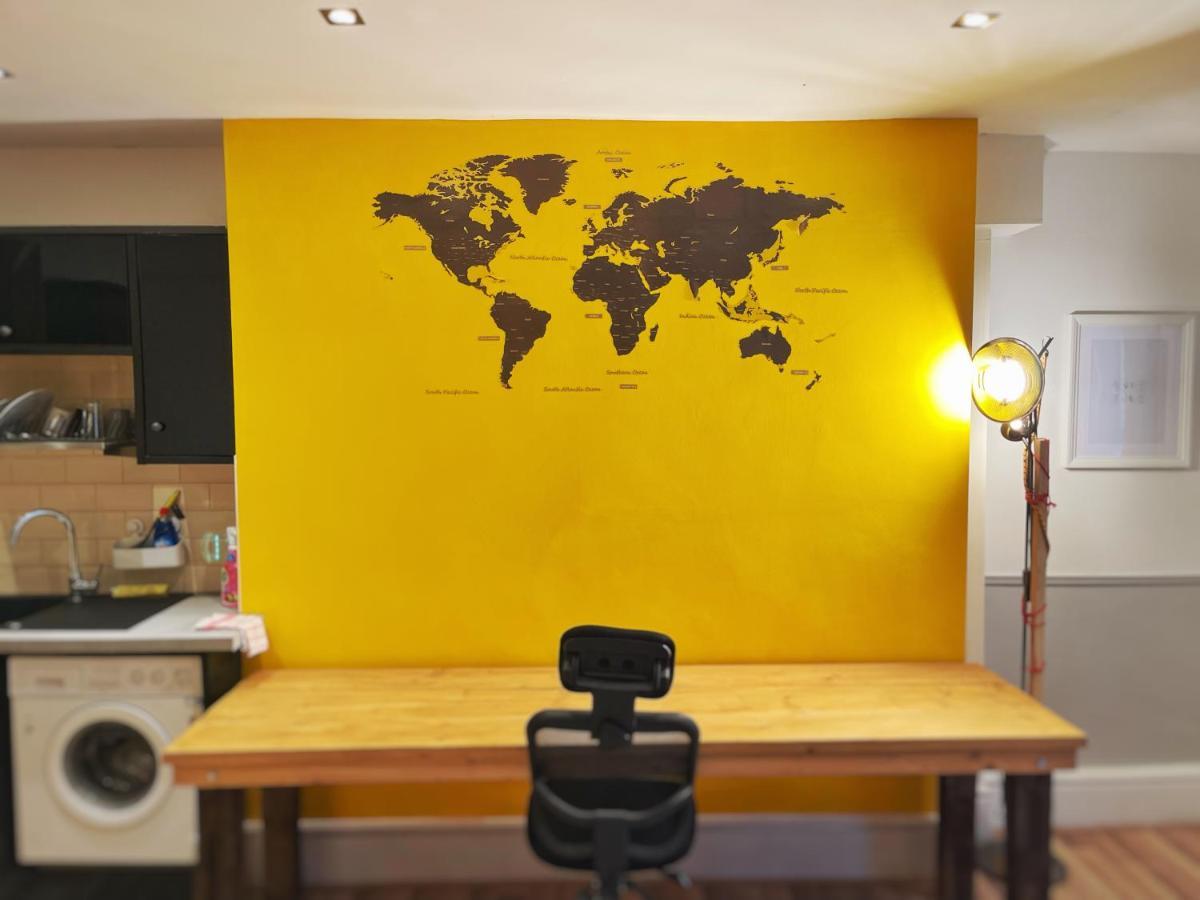 Adeamstays Provides Beautiful Centrally Located 1 And 2 Bed On Liverpools Boulevard Apartamento