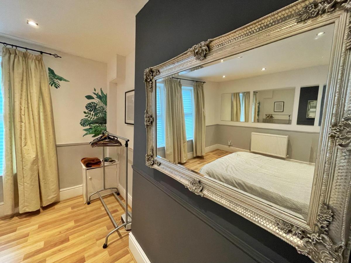 Apartamento Adeamstays Provides Beautiful Centrally Located 1 And 2 Bed On Liverpools Boulevard *